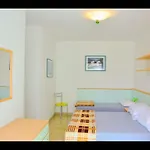 Cozy By The 公寓 *